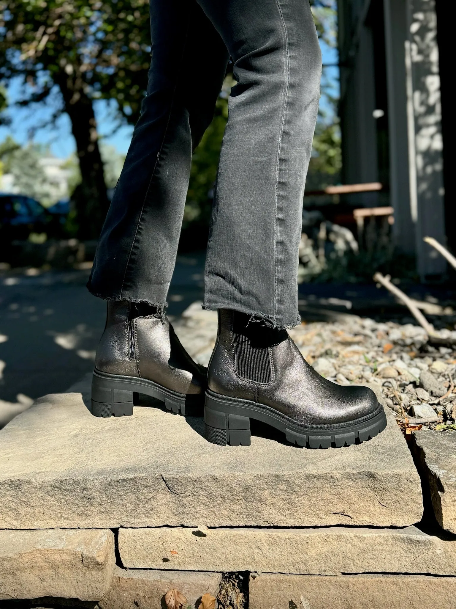 Brunas in Steel