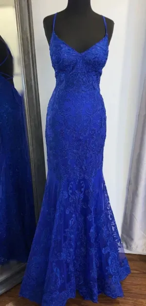 Elegant Mermaid V Neck Royal Blue Lace Evening Dress Y819